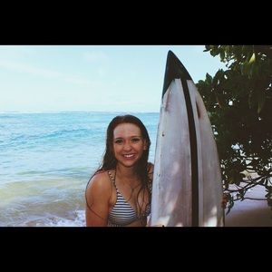 Meet your Posher, Abby